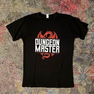 💥 Black Dungeon Master T-Shirt MEDIUM / NWOT